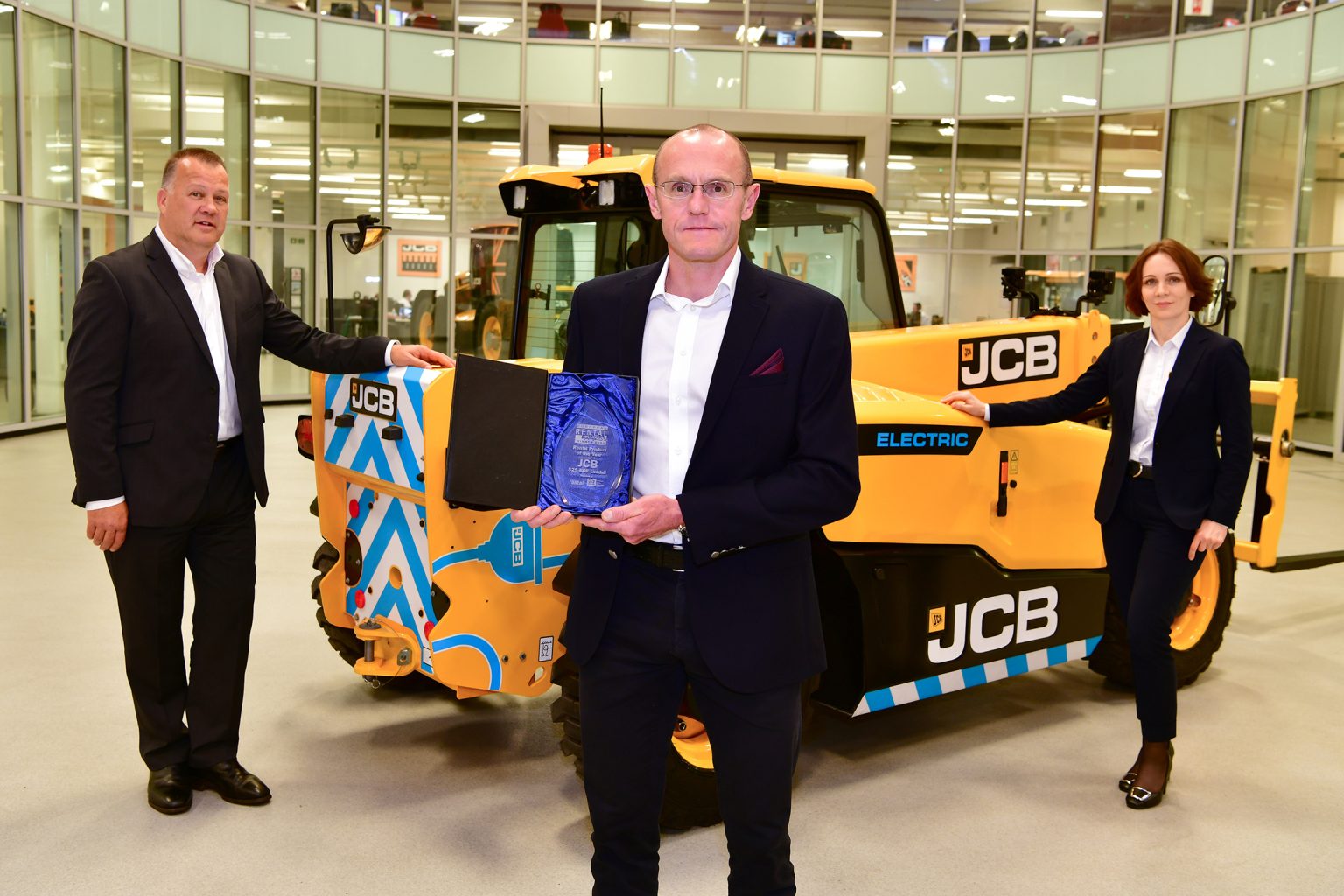JCB喜獲 歐洲租賃協會 年度“最佳租賃產品獎”