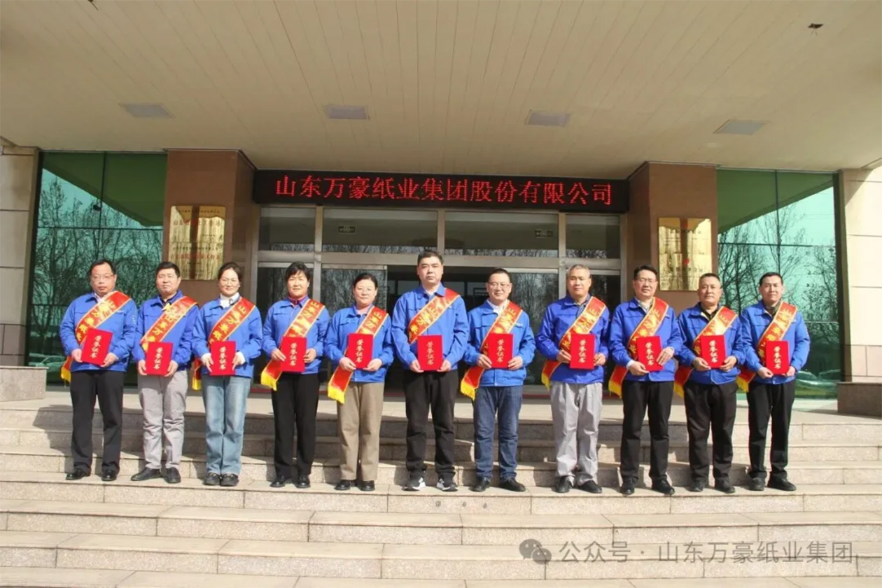 優(yōu)秀管理者.jpg 優(yōu)秀管理者.jpg