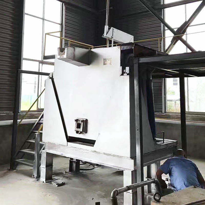 Gas-fired crucible furnace